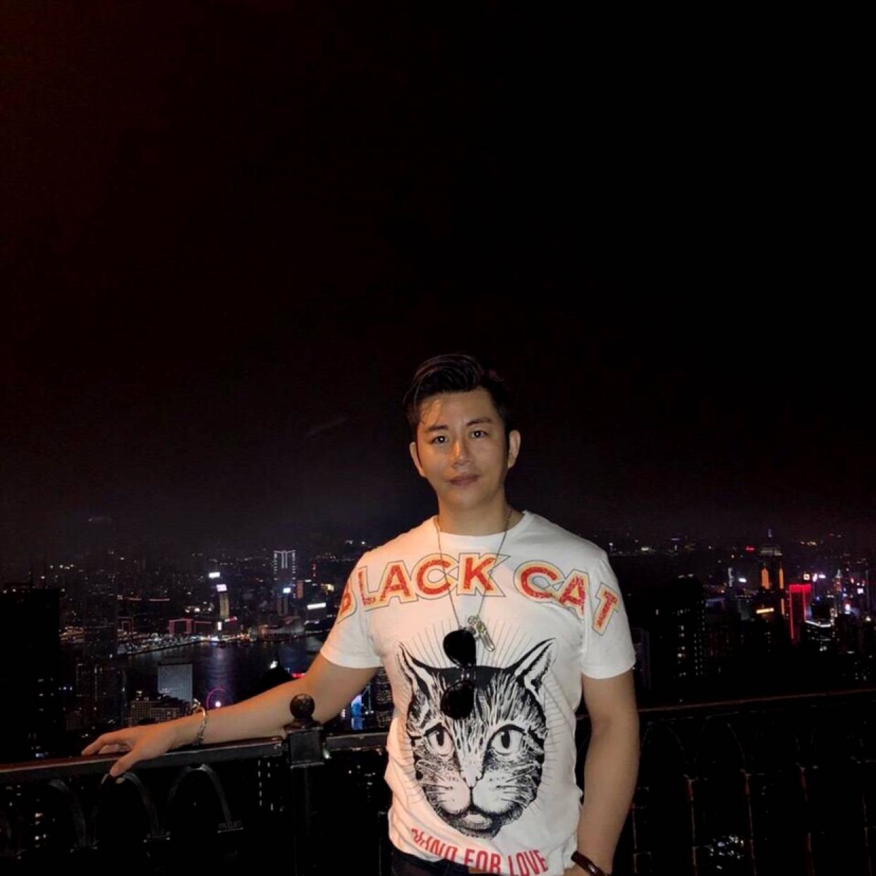 无妻途行的照片