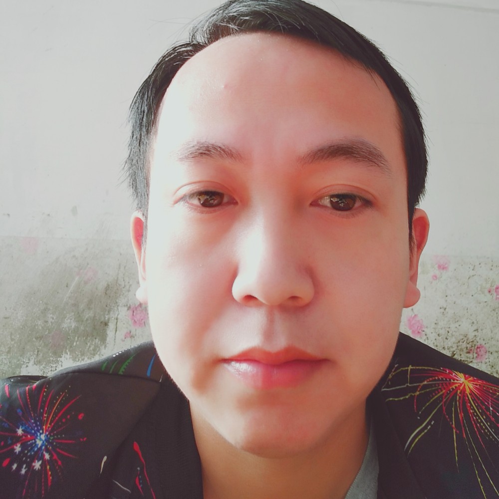 鸡翅等于震动的照片