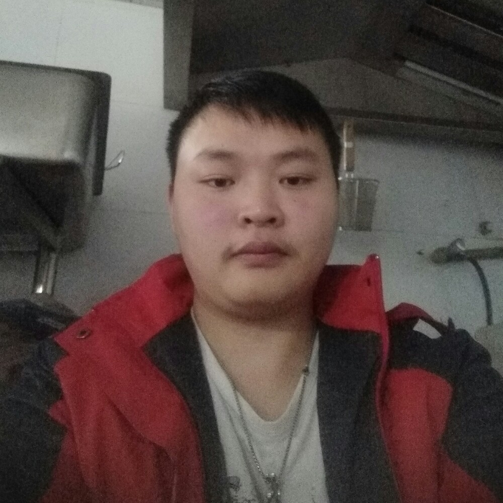 幻灭霓裳的照片