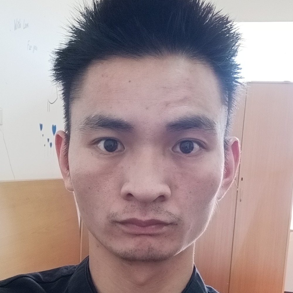 李维明的照片