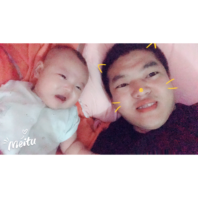 ╭⌒ゝ偏离的照片