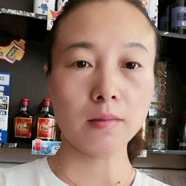 魔镜现代的照片
