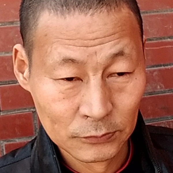 笑靥相许有魅力的照片
