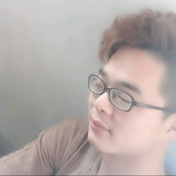 欢天意的照片