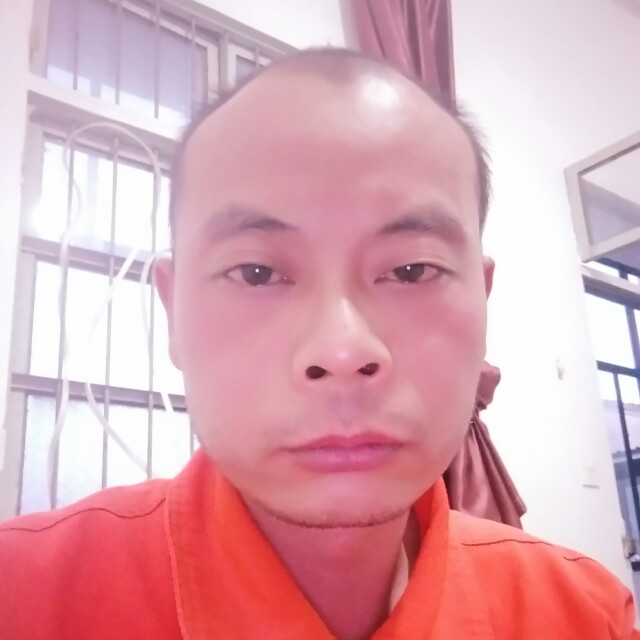 坚强回首浅陌的照片