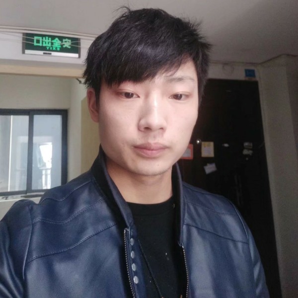 往后，是你，的照片