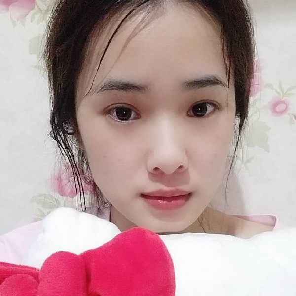 灵动女孩的照片
