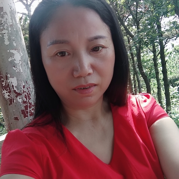镜子請温婉的照片