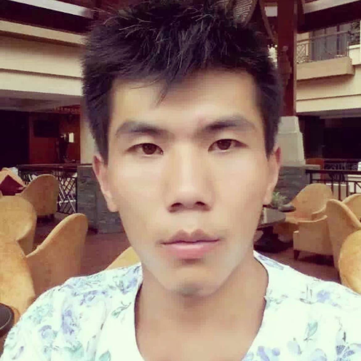 欠你的倾心太阳的照片