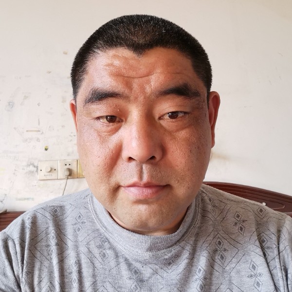 爱撒娇青衣 随便的照片