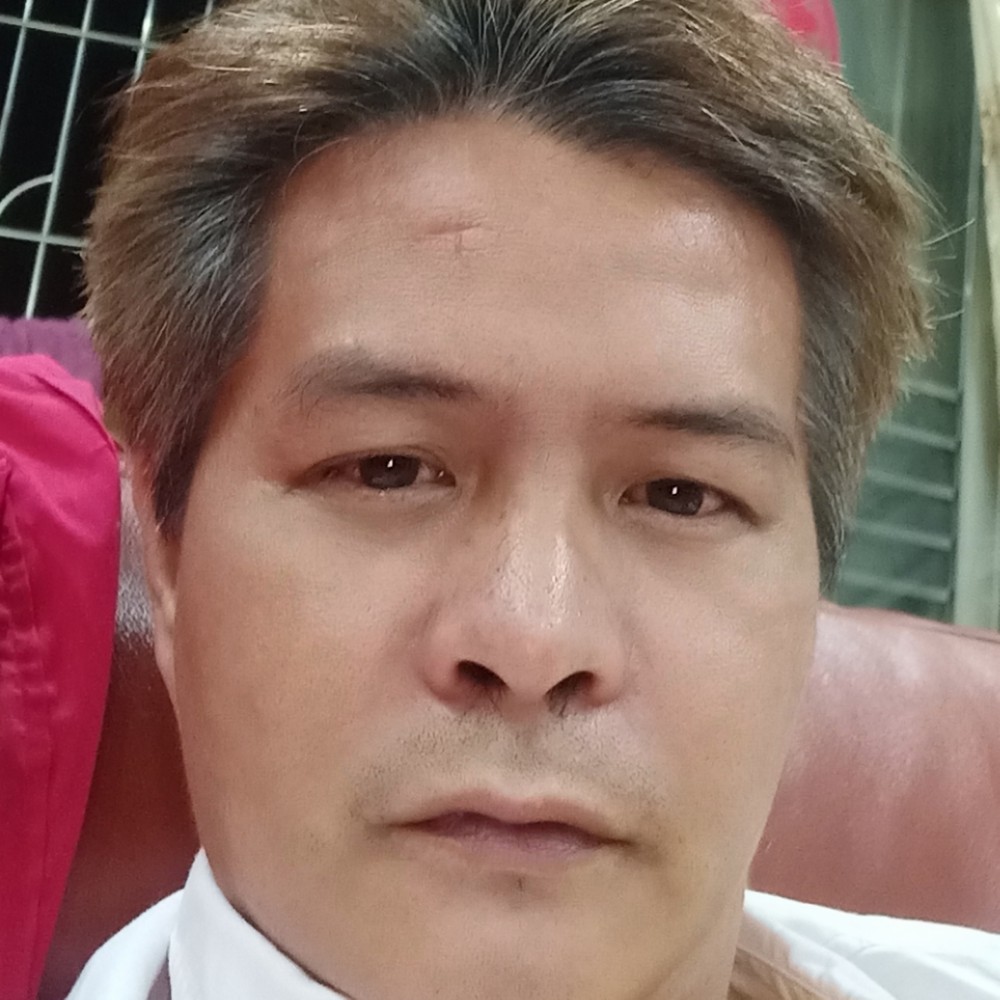 潇洒深拥如梦的照片