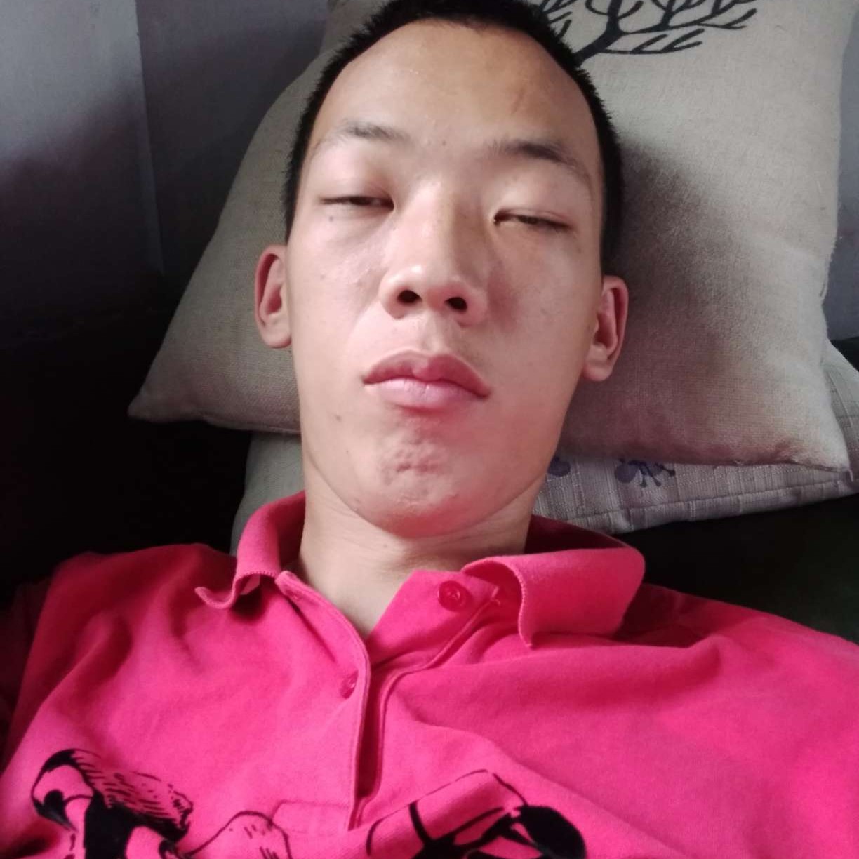 唐江龙的照片