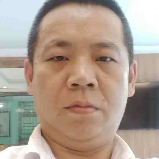 踏实蹁跹大叔的照片