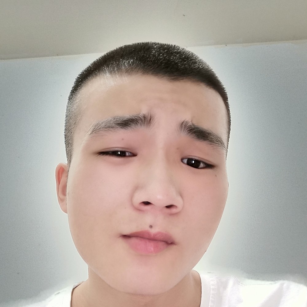 风中打黛儿的照片