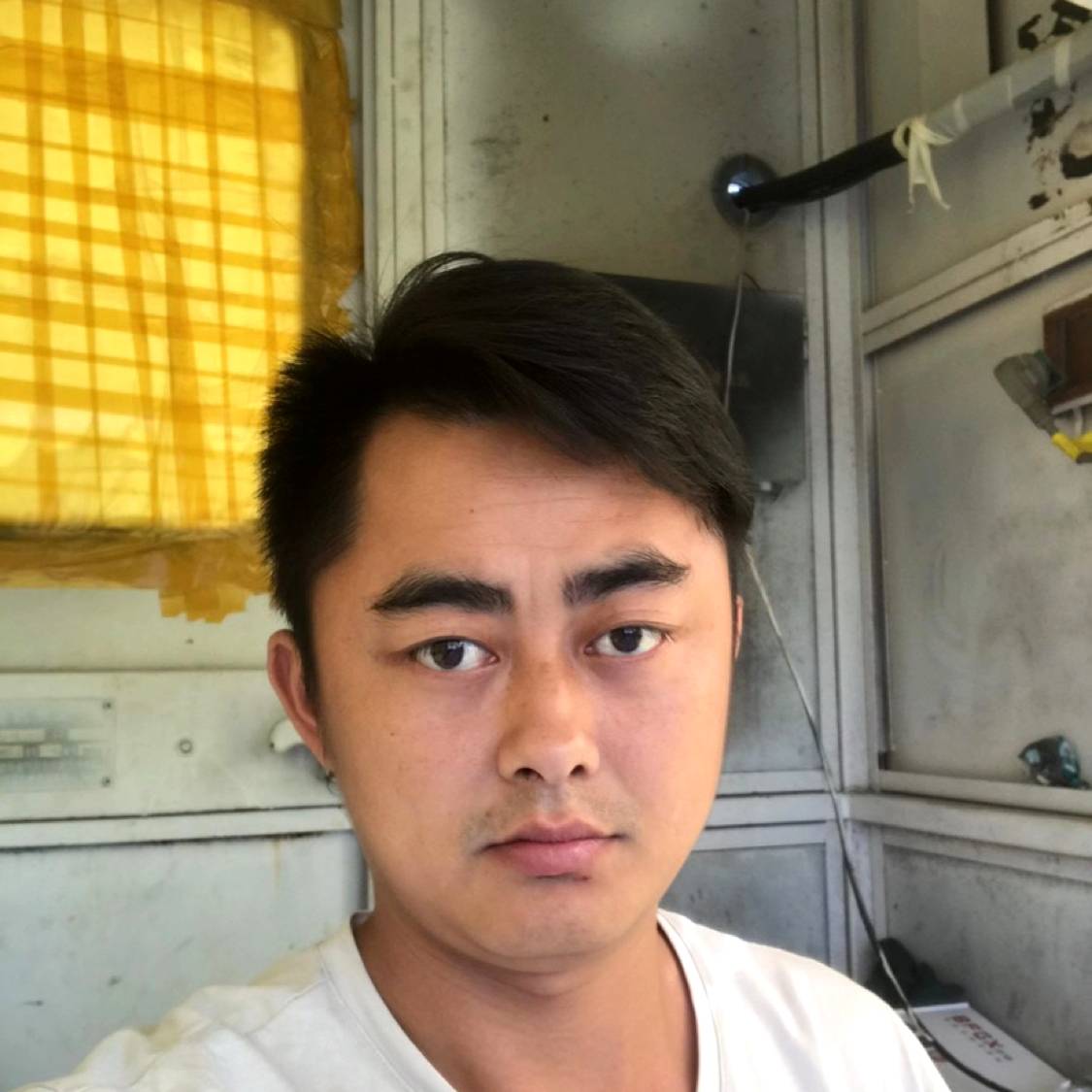 魔镜顺利的照片