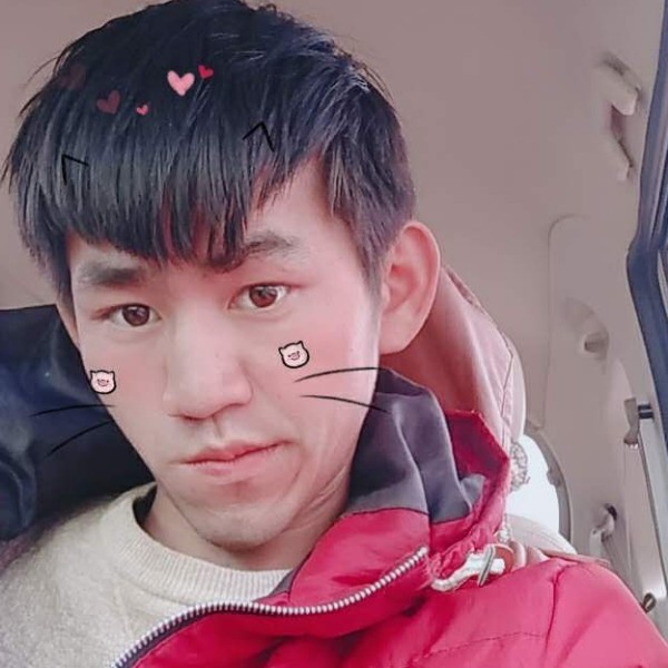 冷月爱紧张的照片