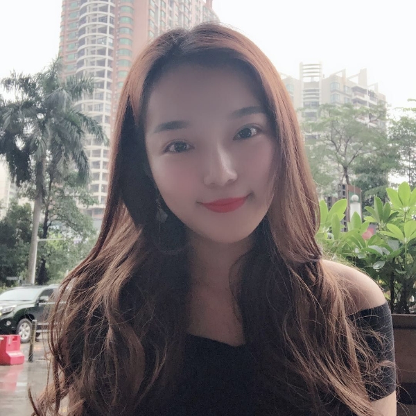 YE.的照片