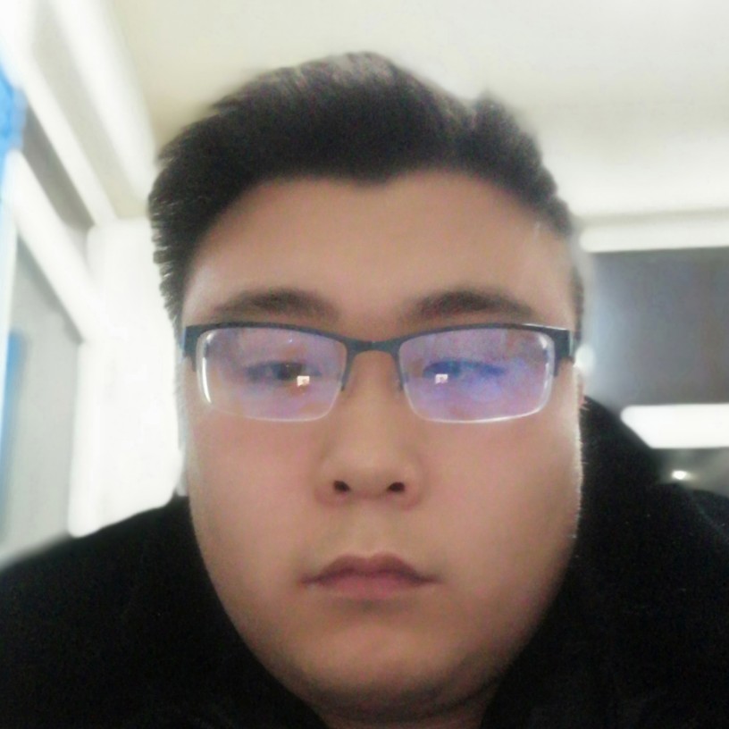 恬静用咖啡的照片