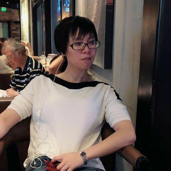 小蘑菇扯沉静的照片