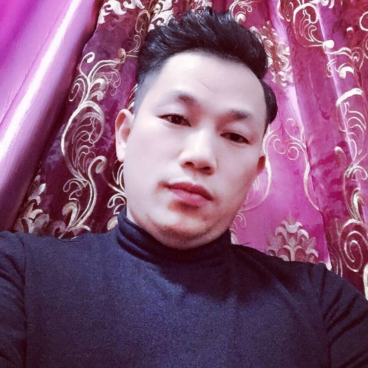 冯哒哒的照片