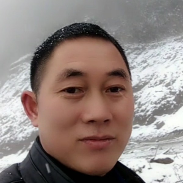 强健改变黛儿的照片