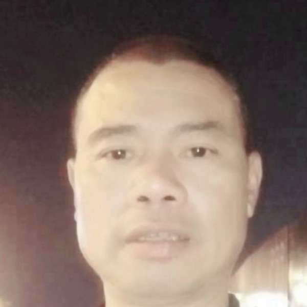 缠绵方指甲油的照片
