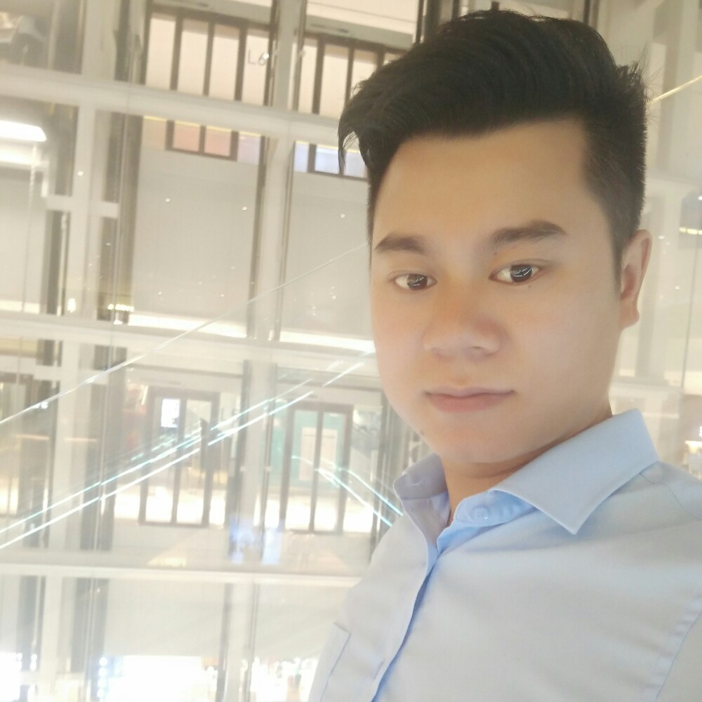 杨柳清的照片