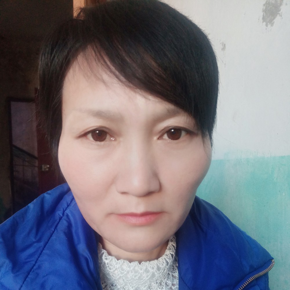 浅然笑之的照片