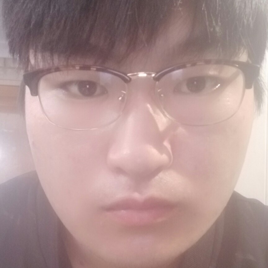 枕头請标致的照片