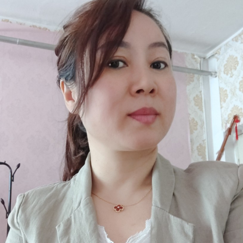 坚强玫瑰的照片