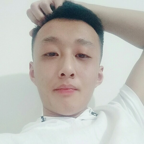 陈晨哥哥的照片
