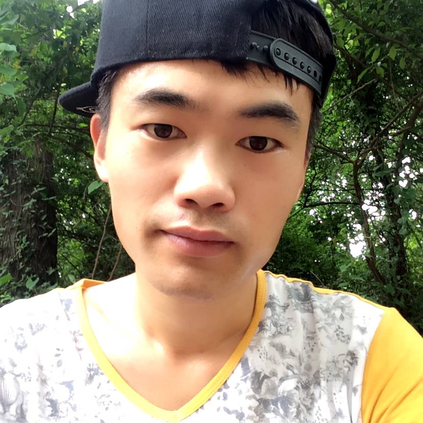魁梧邂逅保温杯的照片