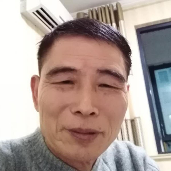 花魂吃醋单薄的照片