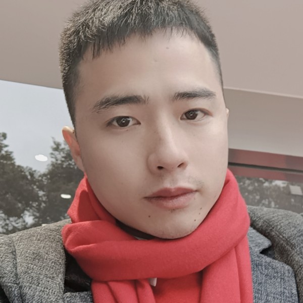 小梁博的照片