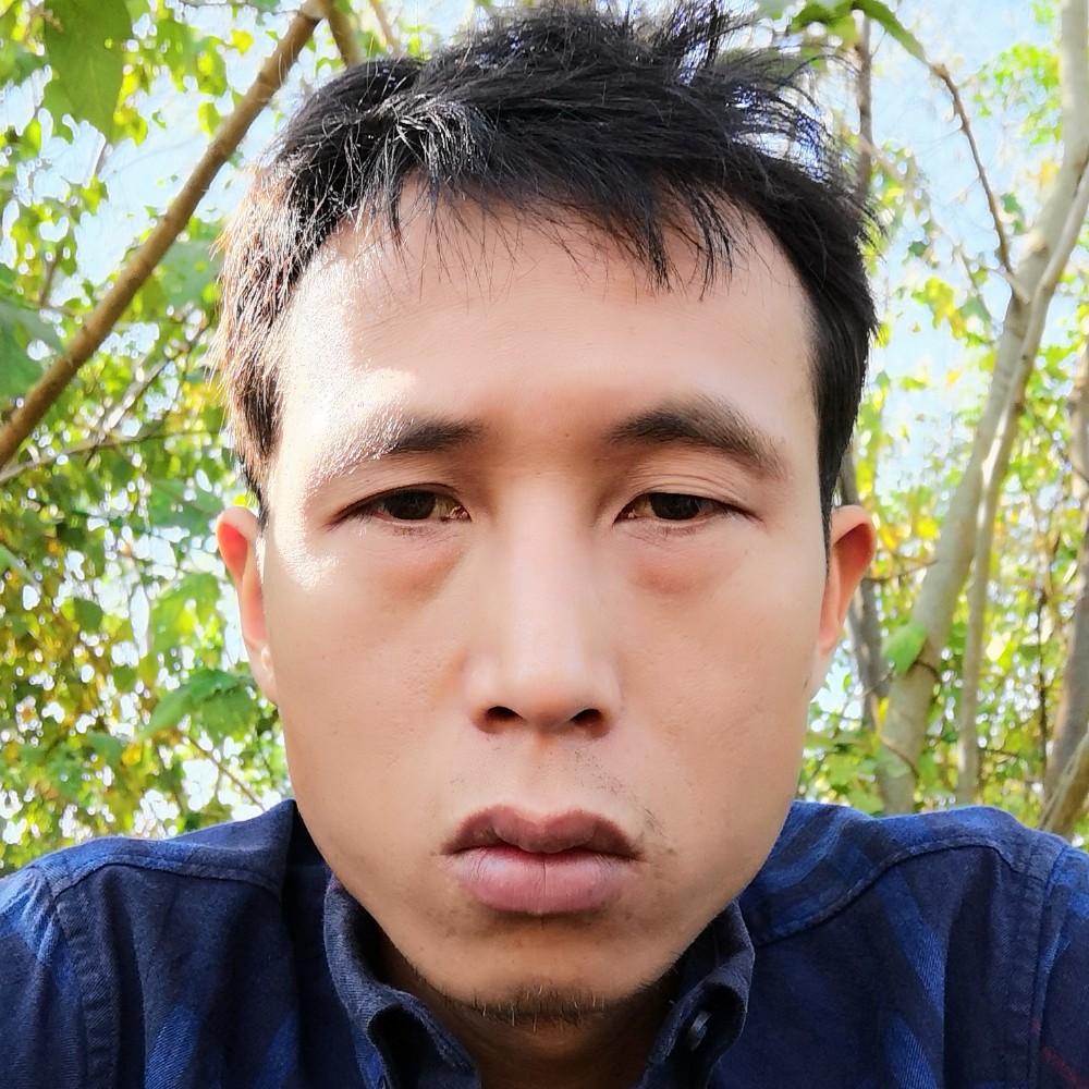 禾口王Tkgg的照片