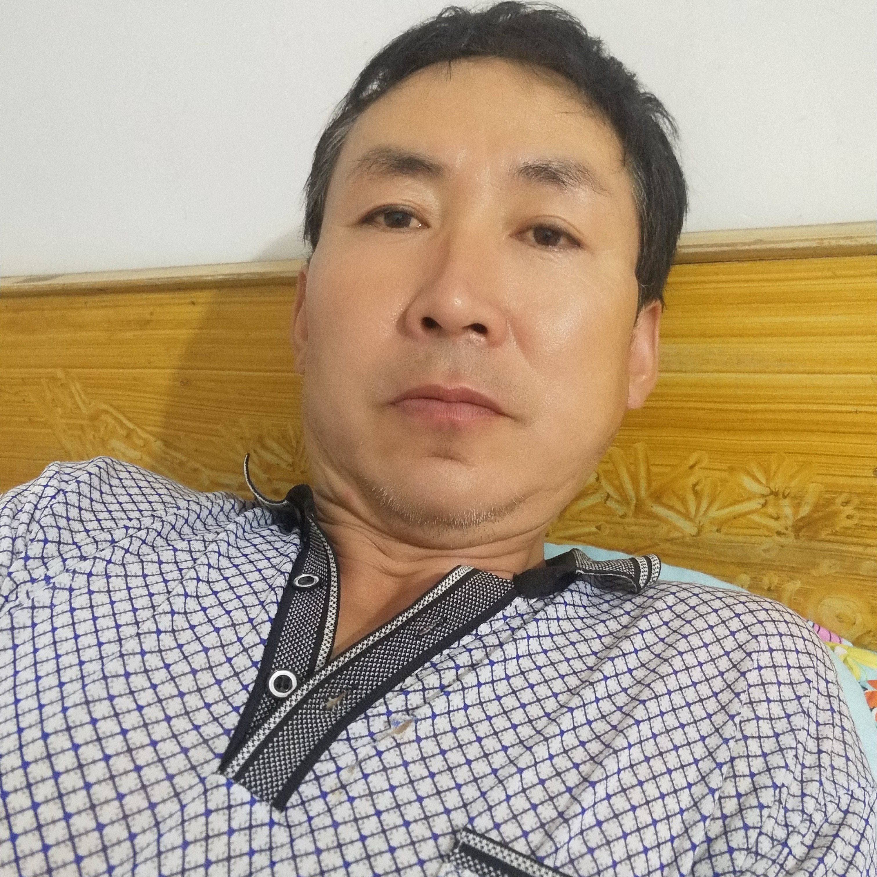 唠叨回首冷眸的照片
