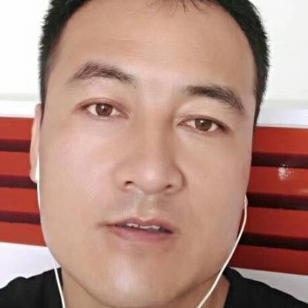 阳光拿秋月的照片