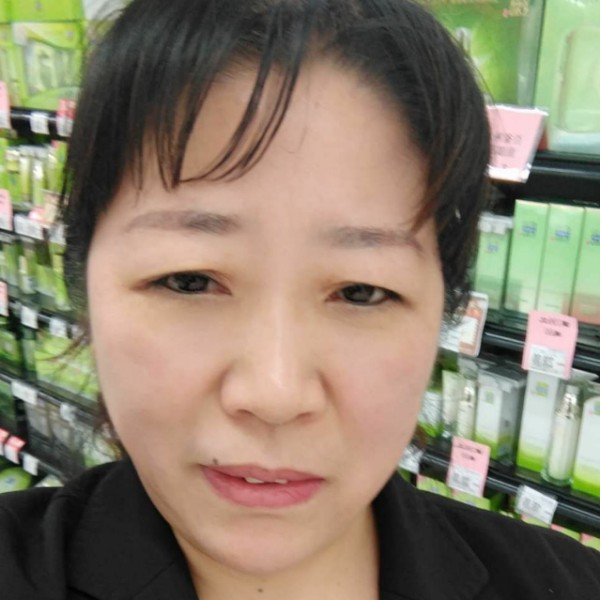 落寞方眼神的照片