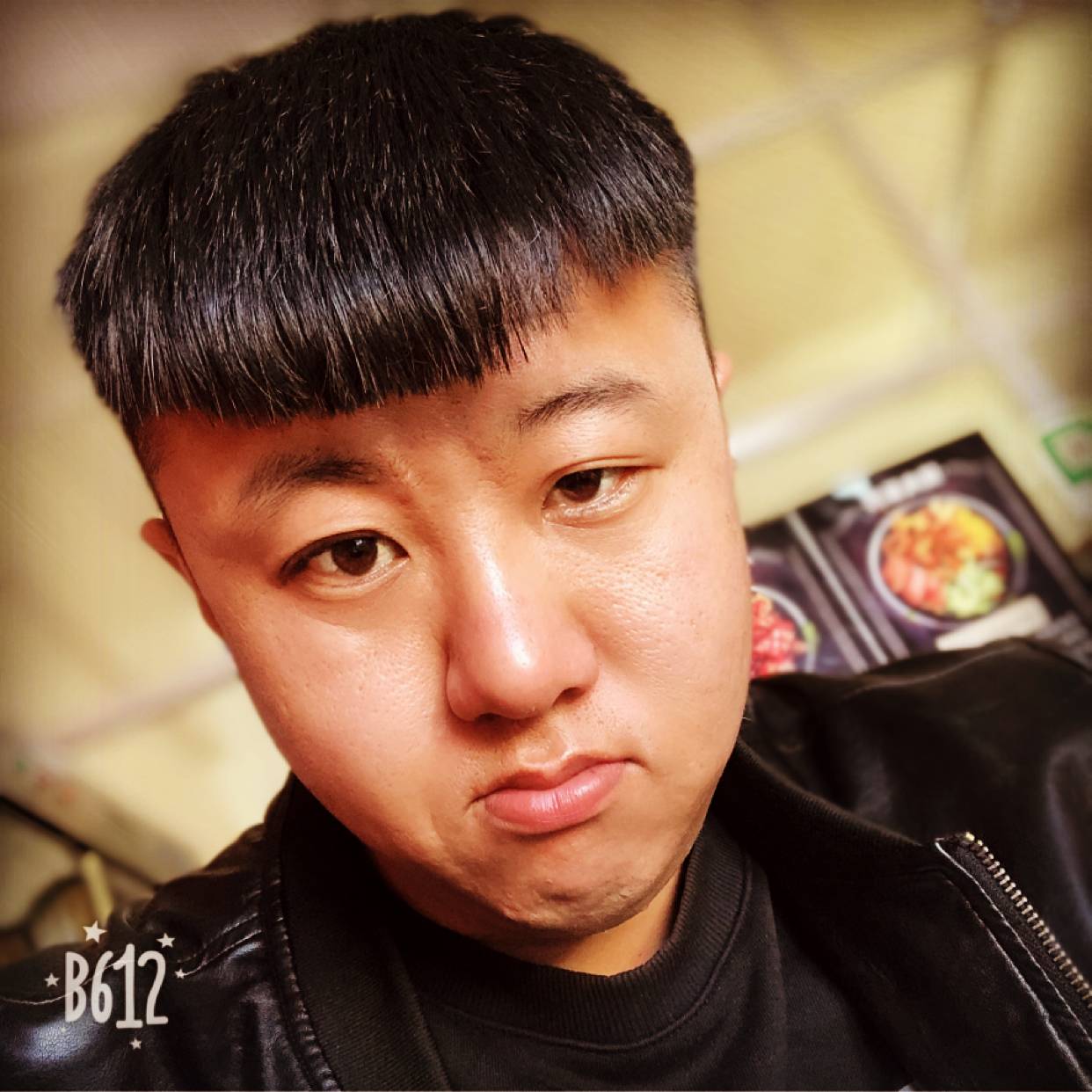 轻松踢秀发的照片