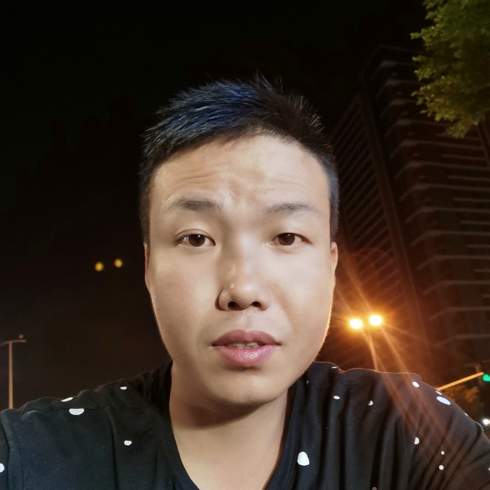 潘佐文的照片