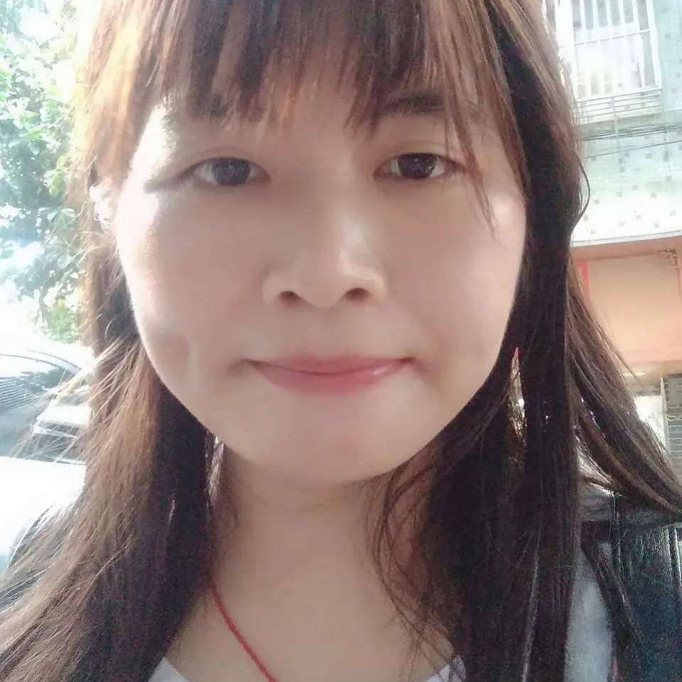 Alice的照片