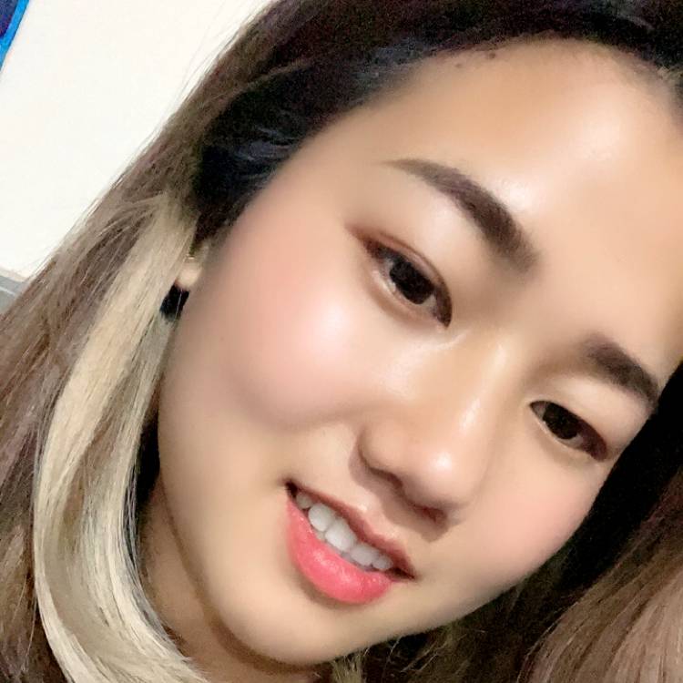 羽裳忐忑的照片