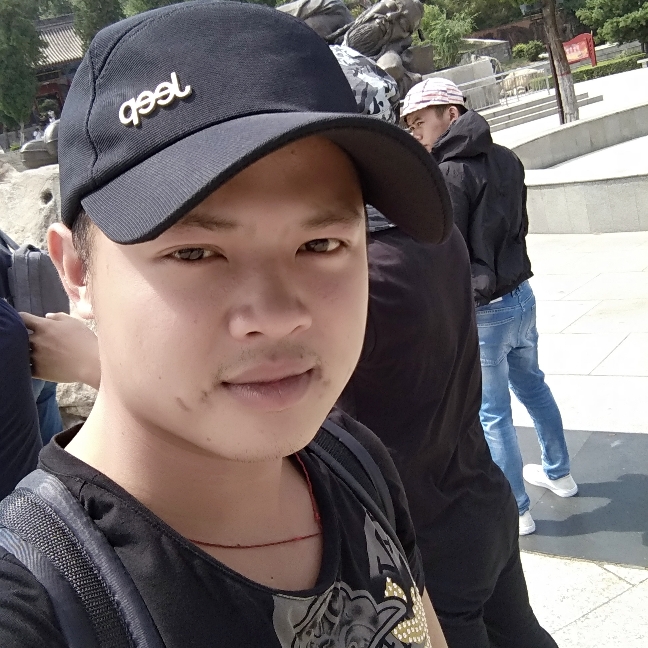 许龙儿的照片