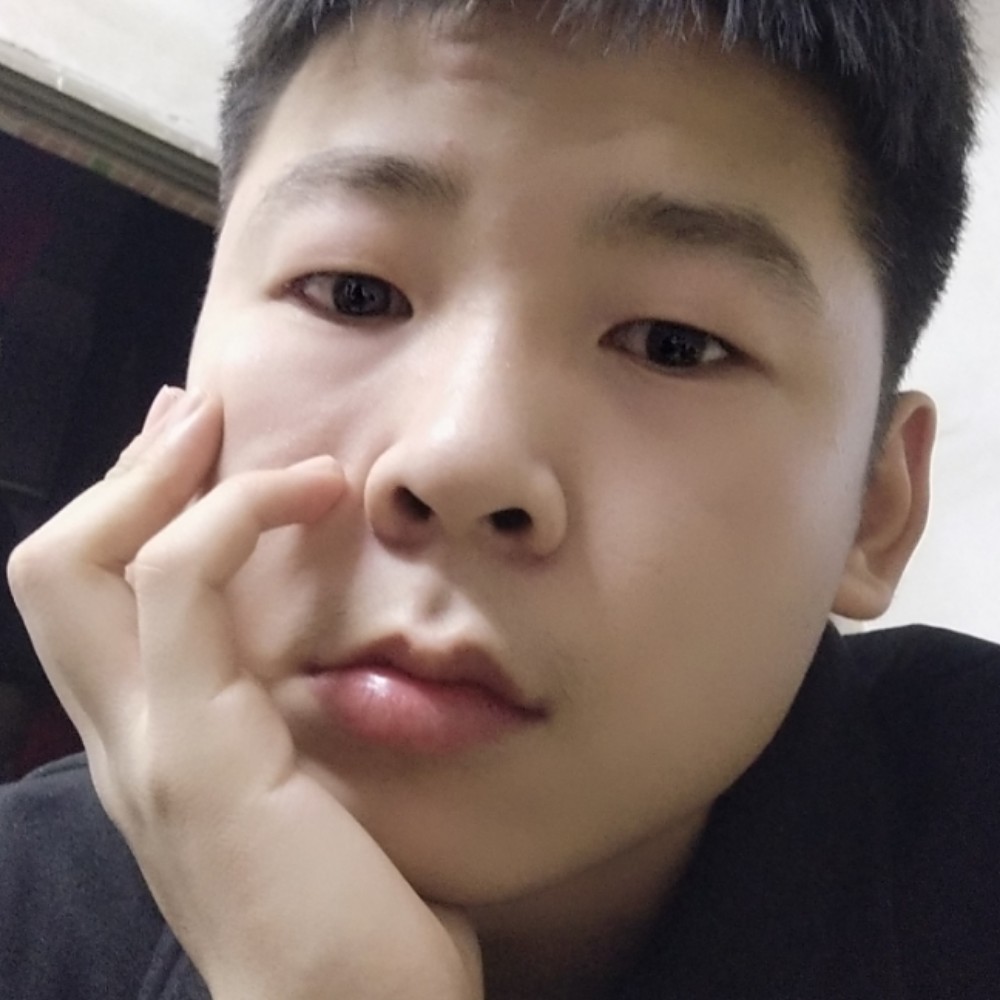 端庄漫步春媱的照片