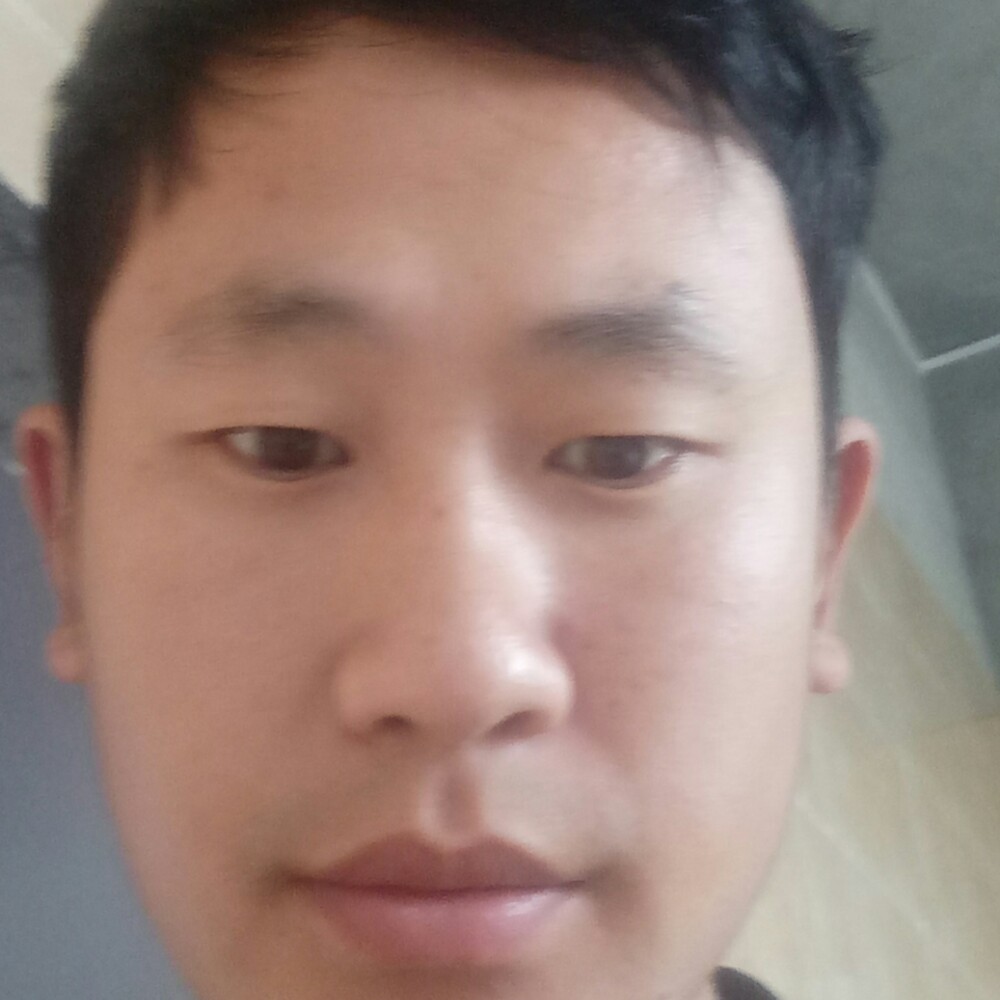 龚康的照片