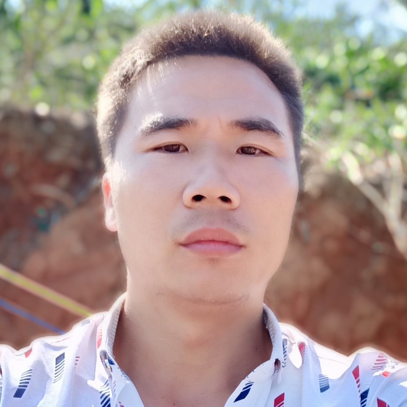 想人陪灰狼的照片