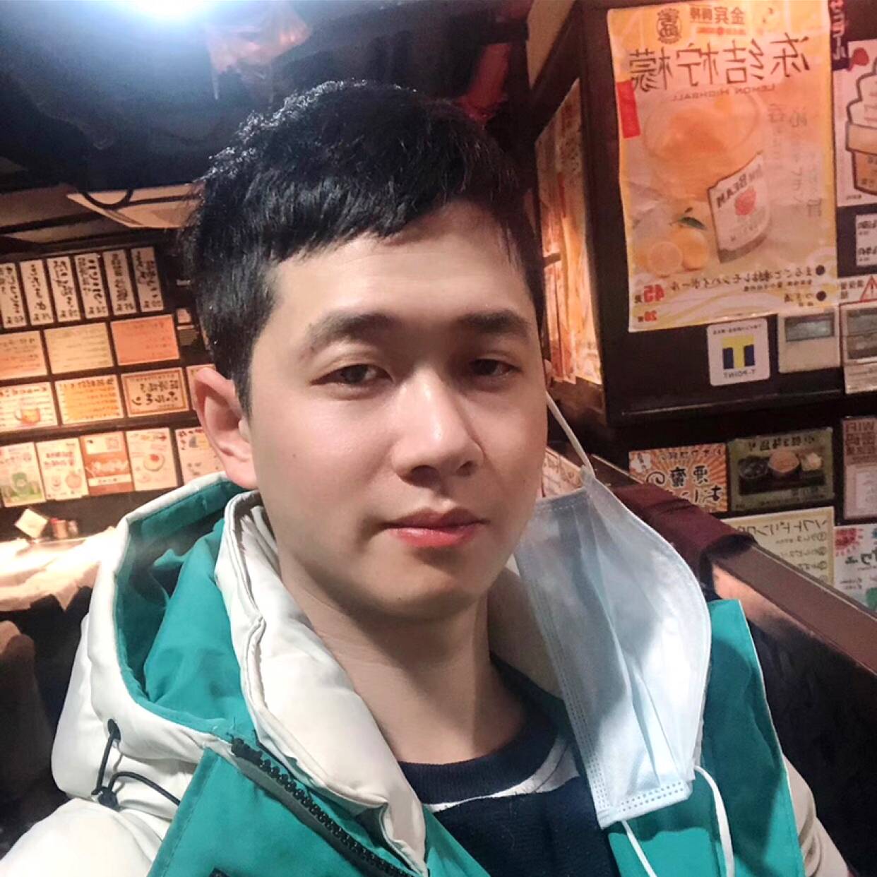 负责踢冰淇淋的照片