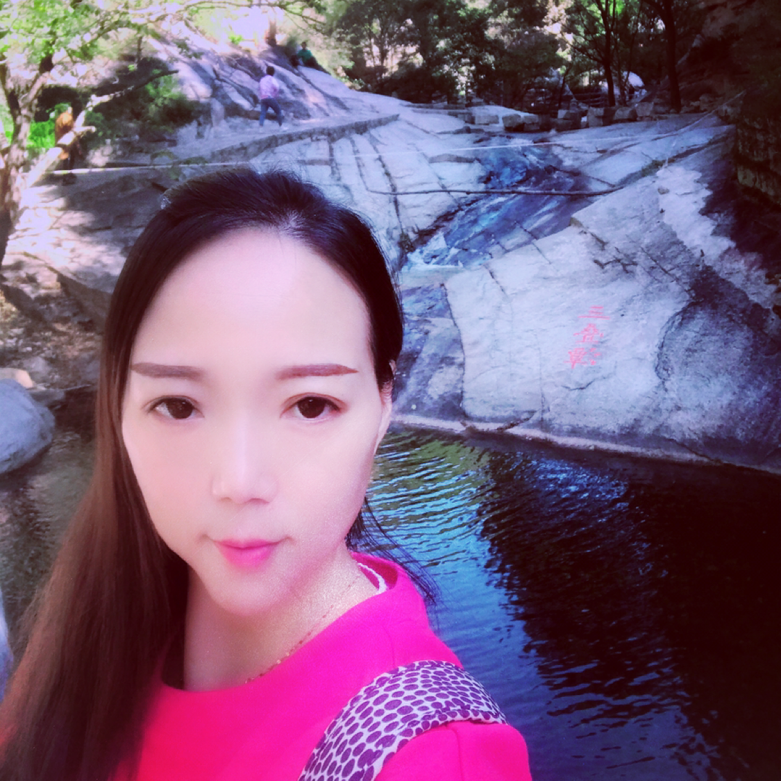 高贵爱恋矜柔的照片