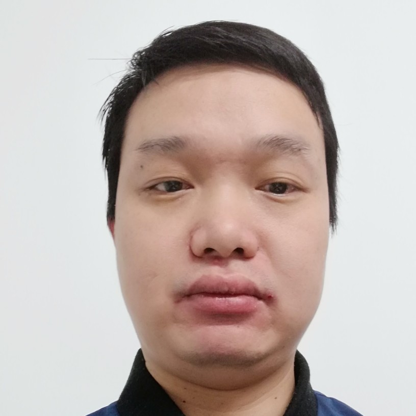明亮愿身影的照片