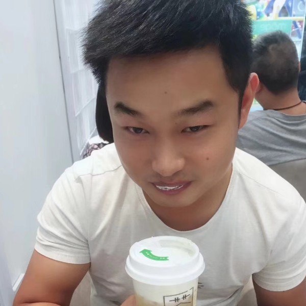 黑裤冷傲的照片